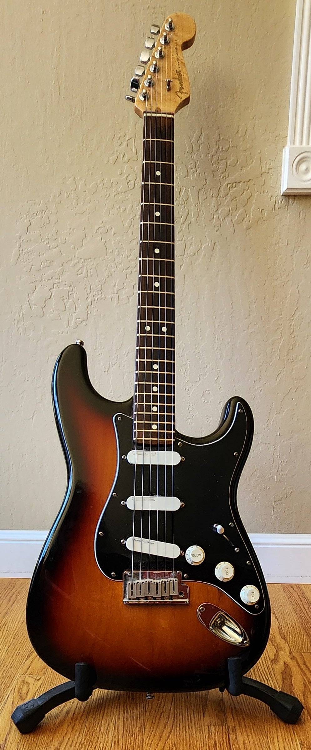 Dave's Custom Shop Sunburst Fender Stratocaster – Y&T