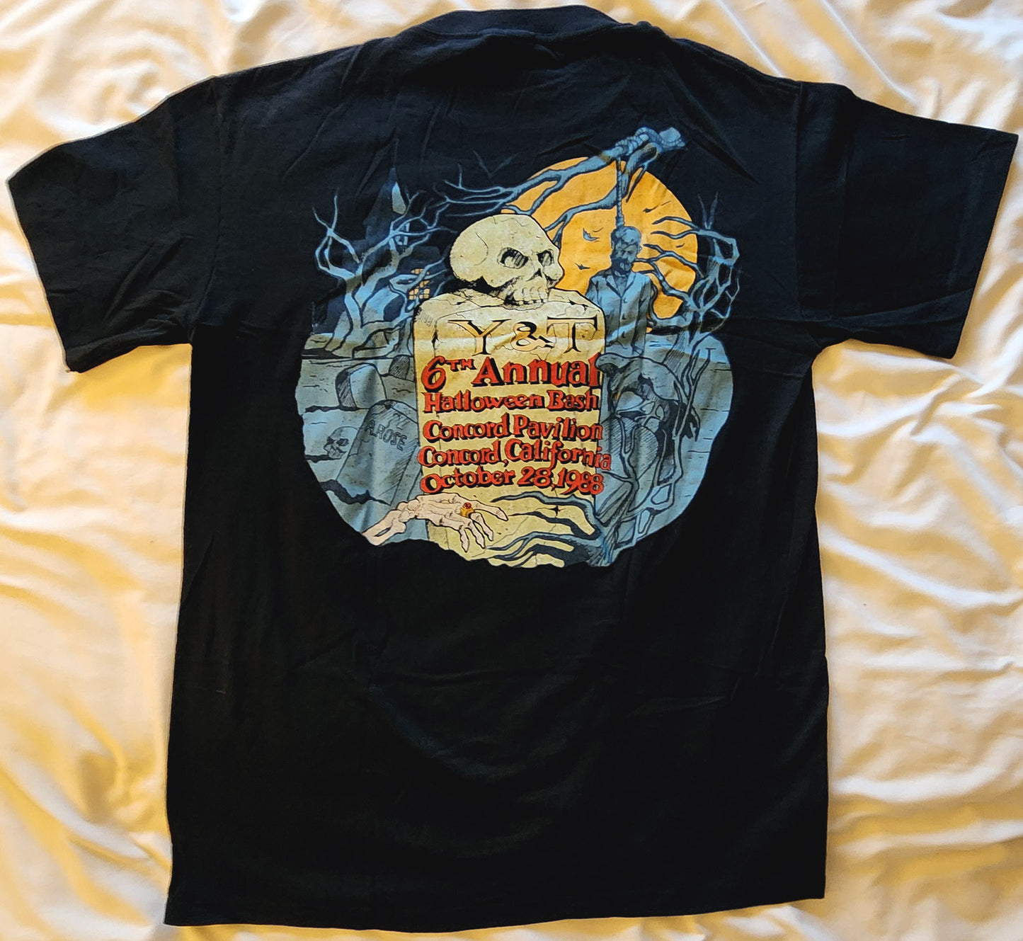 Concord Pavilion Halloween 1988 tee shirt Medium #1